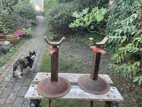 Vehicle axle stands - axle, duty