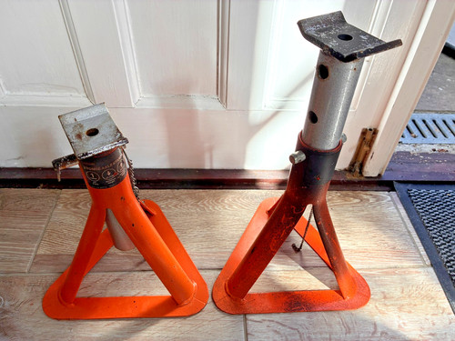 Halfords tonne axle stands - axle,